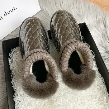 Botas Novas Feminino de Inverno de 2022 Cor Pura antiderrapante Impermeável de Moda Quente Sapatos de Algodão 