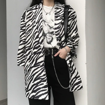 Mulheres de Verão Padrão Zebra Terno Jaquetas 2021 Alta Moda Streetwear Roupas largas Senhoras Listrada em Preto e Branco Blazers
