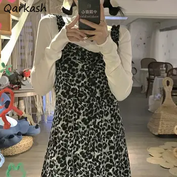 Define feminino 2 Peças de Roupas da Moda Outono Estilo coreano Leopard Correia sem Mangas Vestido Casual e Meia Gola Alta Branca T-shirts