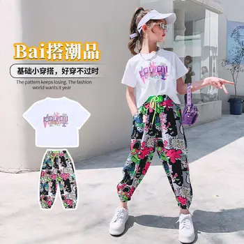 Meninas' terno de verão 2021 novo estilo coreano de moda manga curta atender crianças ocidental graffiti estilo casual, roupa de duas peças 3